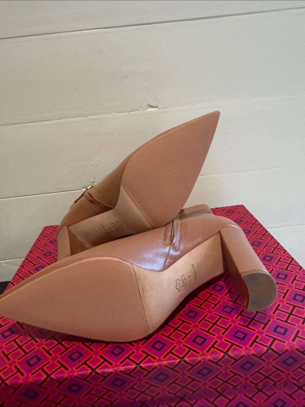 Tory Burch Gigi 70mm Stretch Ankle Boot in Fudge Size 7.5